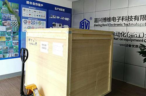 安徽客戶SMT設(shè)備專車送貨，貨到上門安裝調(diào)試